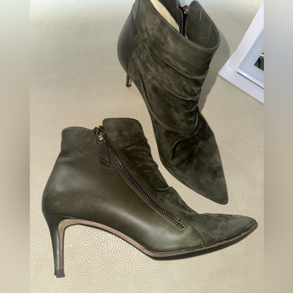 Jimmy chop green suede and leather booties